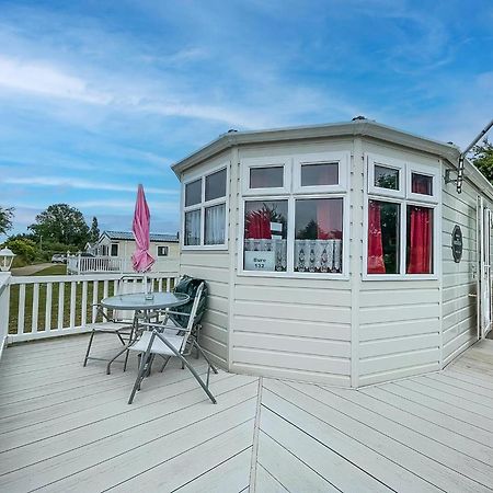 Great Dog Friendly Caravan To Hire With Field Views In Norfolk Ref 10132B Belton with Browston Zewnętrze zdjęcie