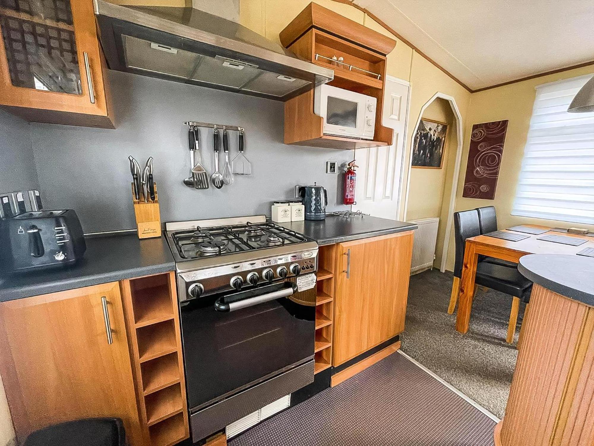 Great Dog Friendly Caravan To Hire With Field Views In Norfolk Ref 10132B Belton with Browston Zewnętrze zdjęcie